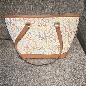 Calvin Klein White and Tan Logo Tote